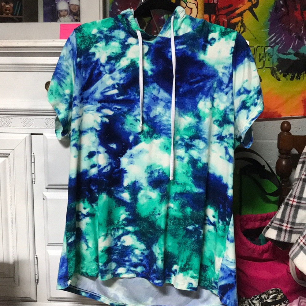 A hooded T shirt